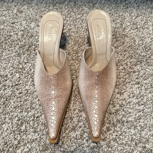 Alternative Textured Cream Mules